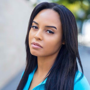 Meet your Posher, Alexandrea